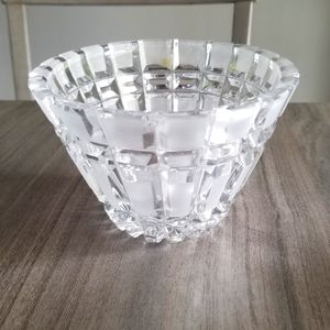 Vintage Oblong Etched 24% Lead Crystal Bowl